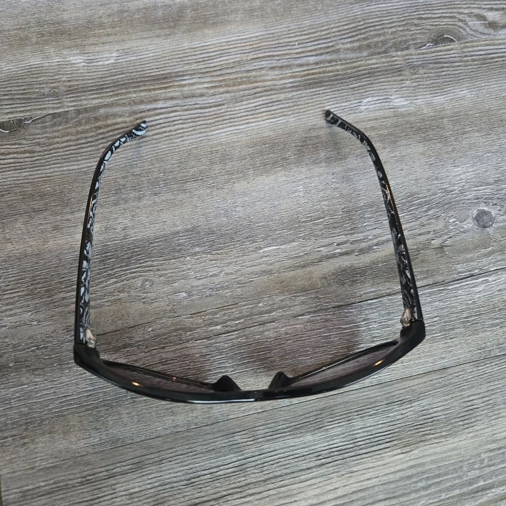 Stylish Black Sunglasses
